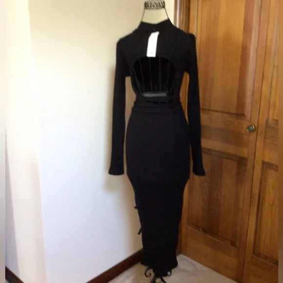 ZARA WOMAN FW23 RIBBED CUT-OUT DRESS BLACK Slit detail back Medium, new with tag - Picture 10 of 11